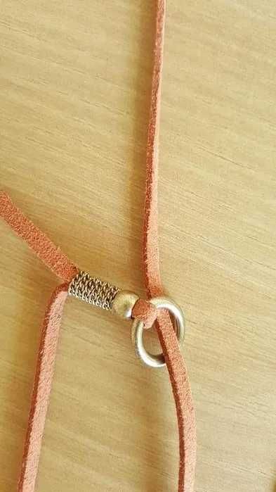 велурен чокър и медальон сърце