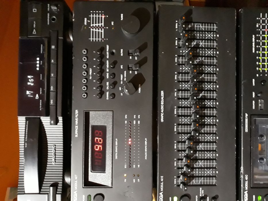Linie audio . Sony  .wega modul 42v reducere
