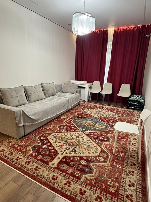 Сдам 2 комнатную кв, 65 кв.м