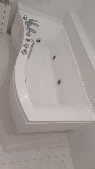 Продается джакузи + раковина