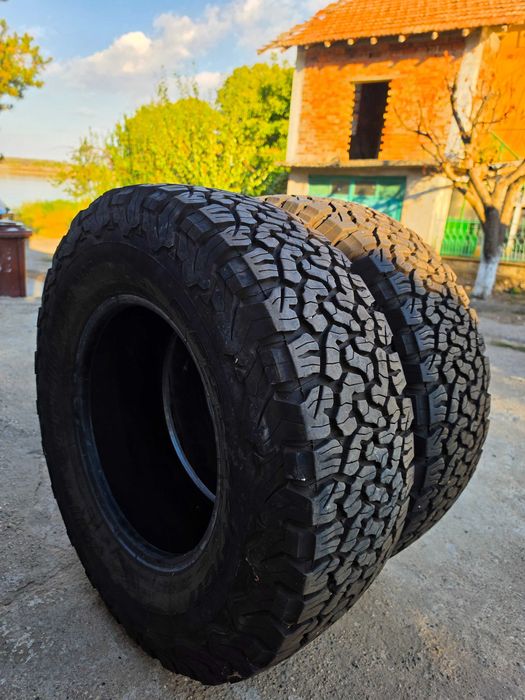 Гуми BF-Goodrich All-terrain 285/70 R17 2бр.