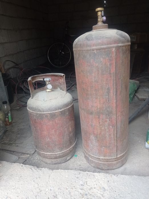 Продам газовый большой баллон.