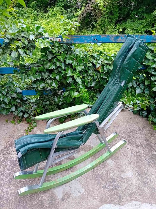 Кожен люлеещ се стол