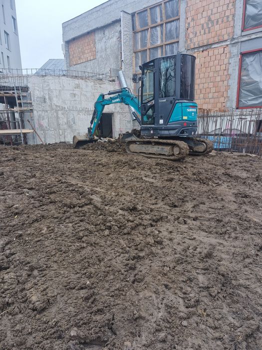 Miniexcavator si basculanta 3.5 tone de închiriat + Transport