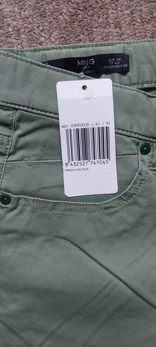 pantaloni de barbati 28(38) Mango