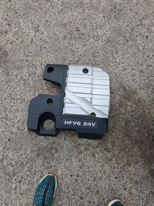 Мотор крышка Каптива 1