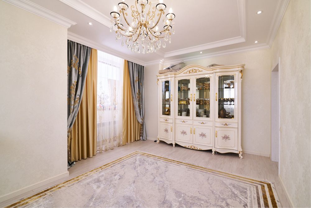 Продается 4-х комнатная квартира