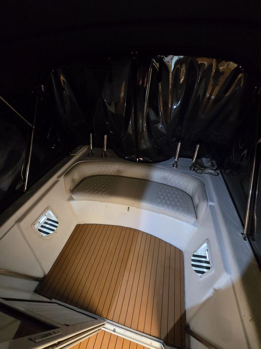 Ambarcatiune Beta Max