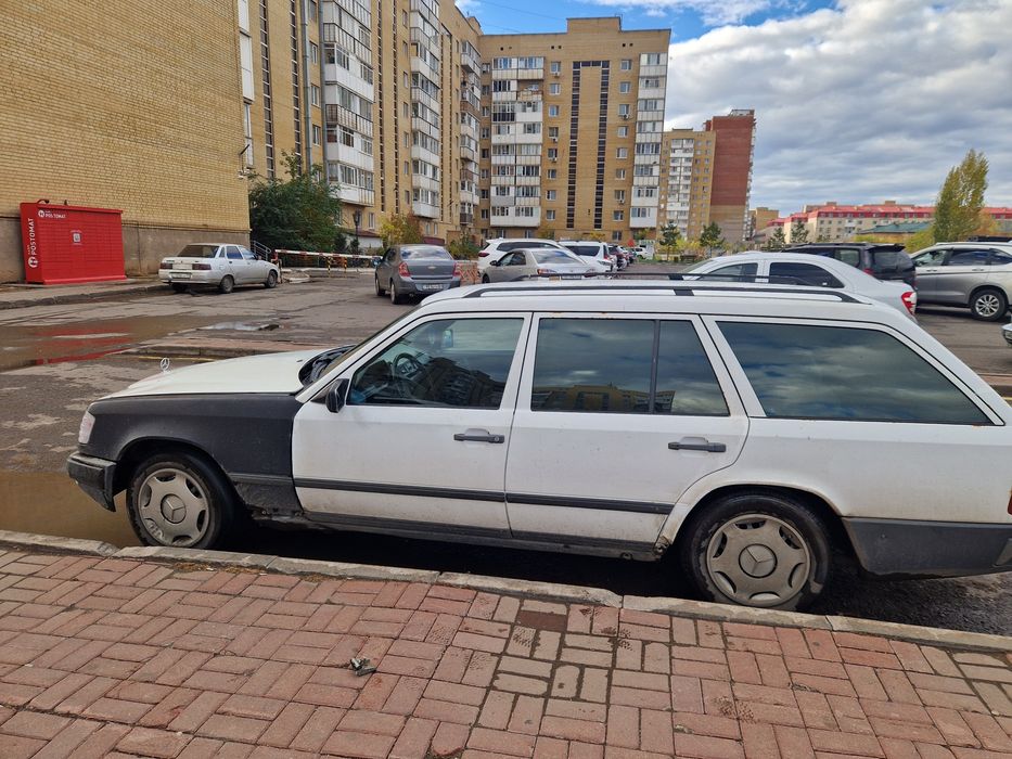 Мерседес уневерсал 124