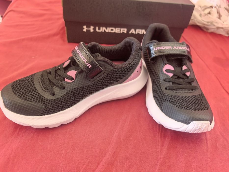 Нови детски маратонки UNDER ARMOUR
