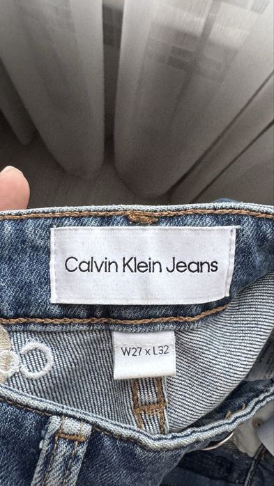 джинсы Calvin Klein