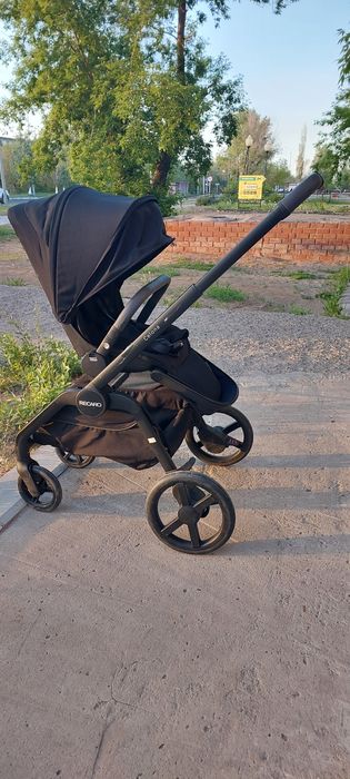 Коляска в хорошем состоянии