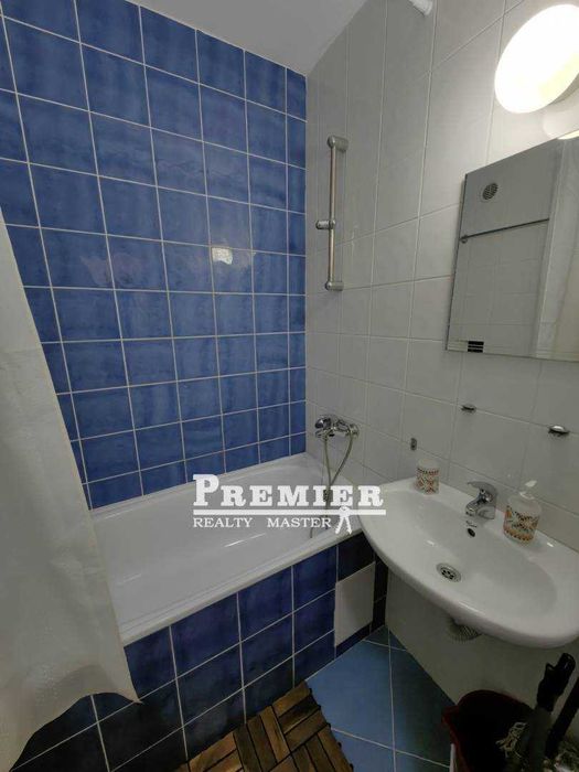 Продава се Едностаен апартамент в Бургас, Акациите - 30 кв.м за 1567 €/кв.м - Снимка #6