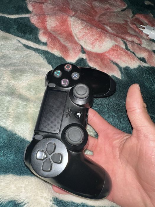 Vand PS 4 controller 10 jocuri