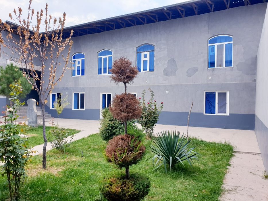 Шинамгина ховли сотилади