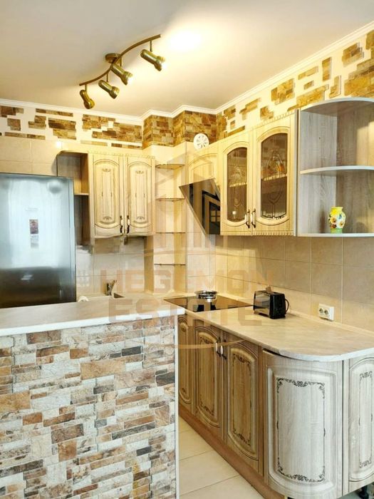 Продава се Двустаен апартамент в Варна, Бриз - 52 кв.м за 1667 €/кв.м - Снимка #1