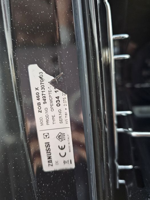 Фурна за вграждане ZANUSSI