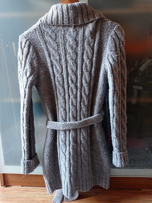 Сива жилетка Zara със съдържание на вълна