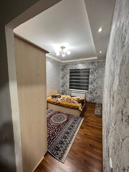 Уй сотилади жуда 10- мкр. Да