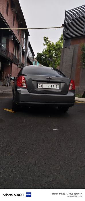 Oldi lirikada kraska bor