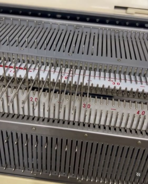 Вязальная машина бразер881 5 категория