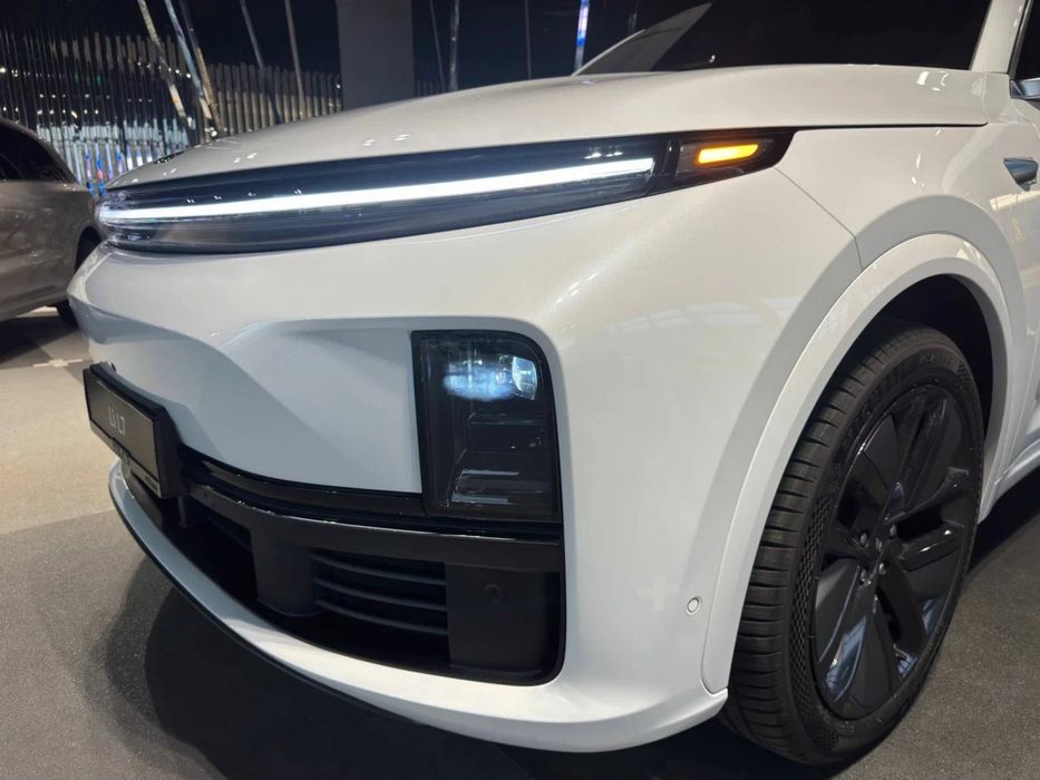Продам свой Li 7 Auto 2025. Full Ultra