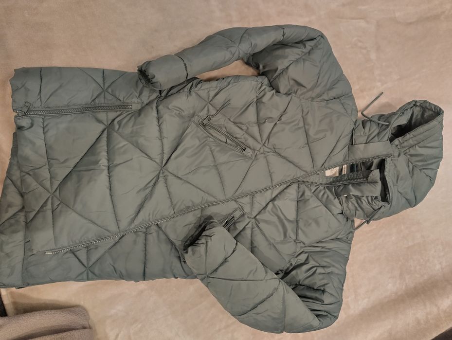 Светлозелено зимно яке