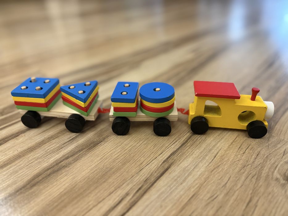Дървени играчки - влакчета, пъзели