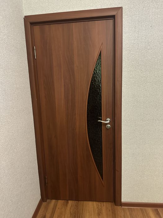 Продам межкомнатные двери