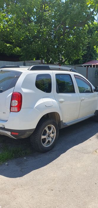 Vând Duster 1.5 DCI