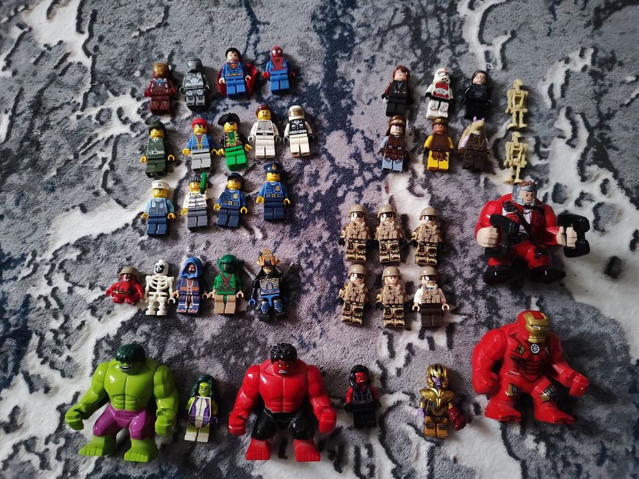 Разные Лего фигурки