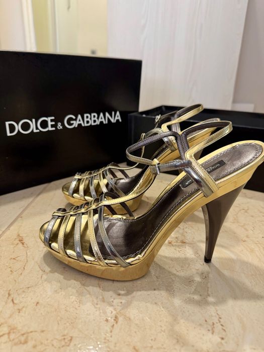 Dolce & Gabbana обувки