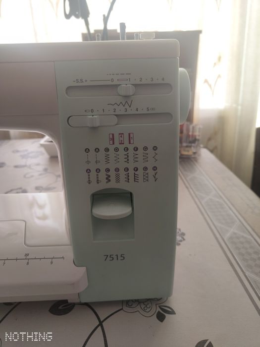 Швейная машинка,janome модель 7515