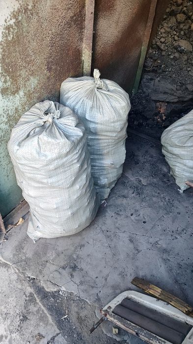 Продам уголь в мешках