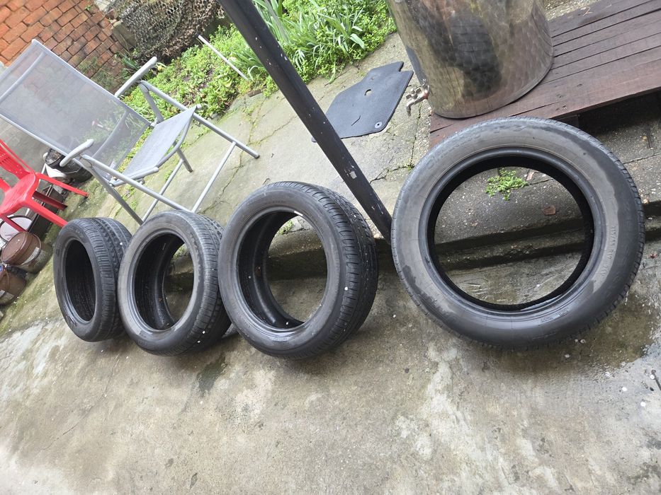 Летни гуми 215-55-17. Pirelli
