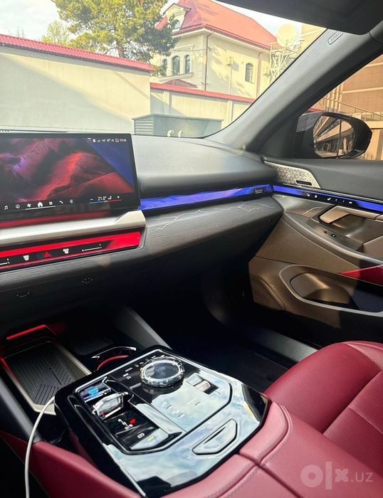 Bmw i5 35L m pack