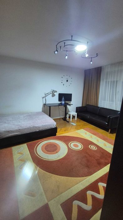 Inchiriat Garsoniera Piata Muncii Bulevardul Decebal 3minute metrou