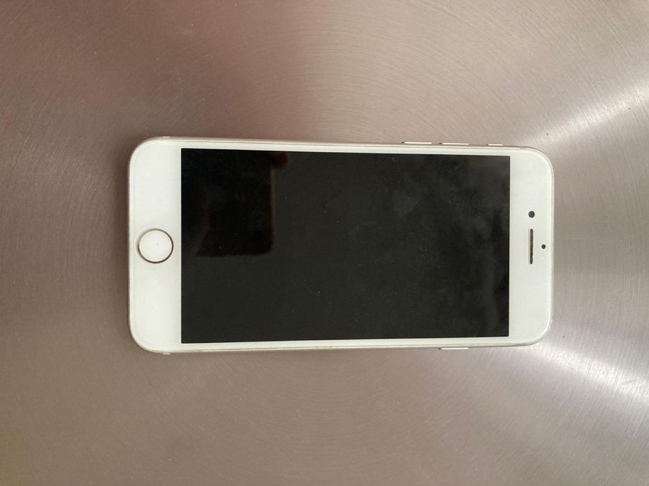 Iph.8 alb 64gb unic proprietar baterie 86%