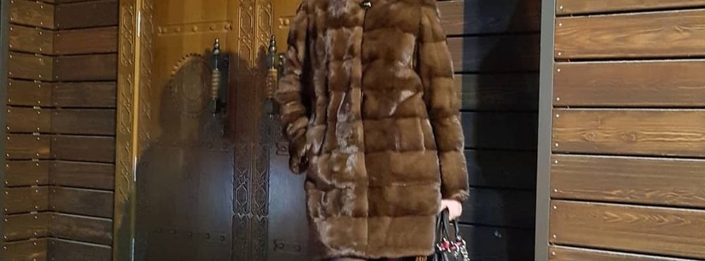 Продаётся норковая шуба