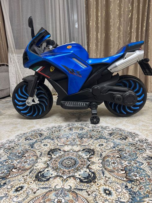 Продам мотоцикл детский новый