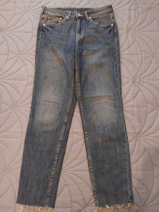 Blugi subtiri, elastici, fara tiv, marca H&M, masura 38