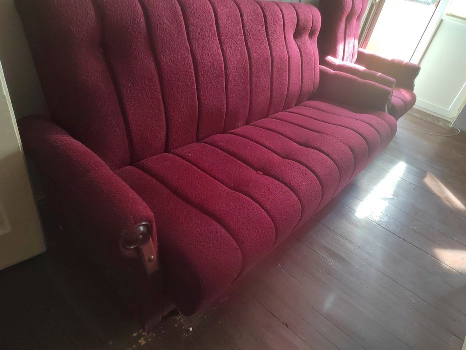 Холна гарнитура .