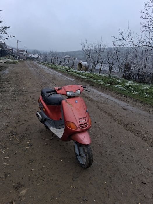 Vând scuter piaggio