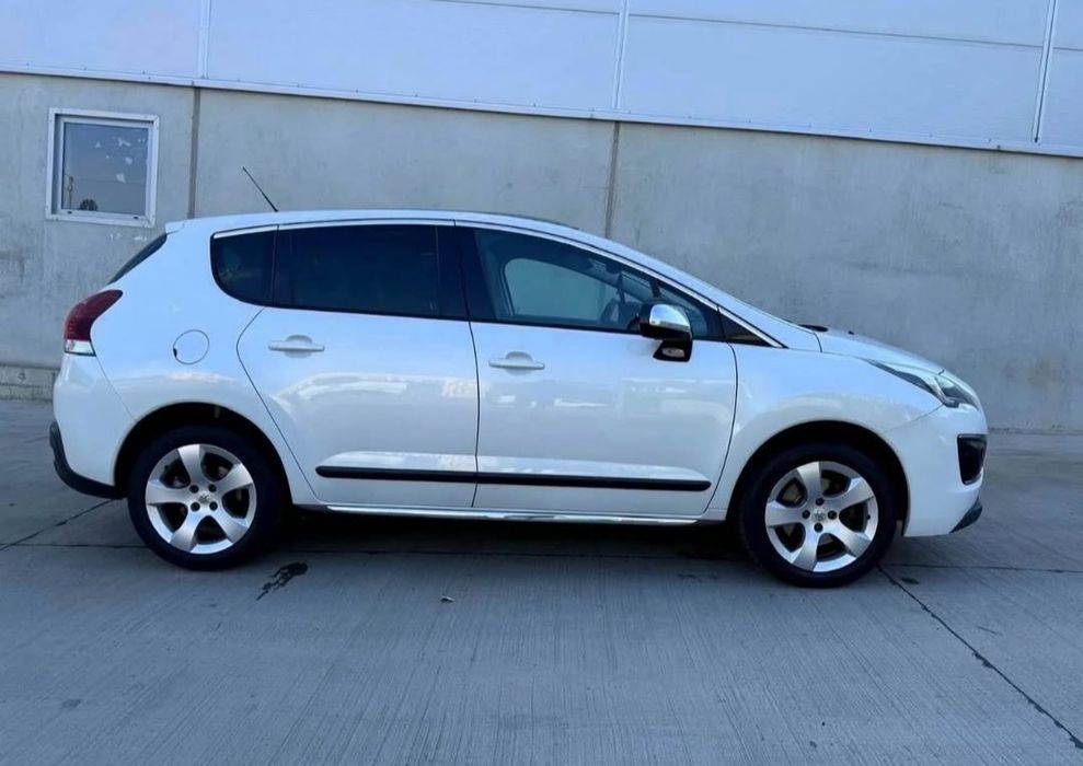 Peugeot 3008 1.6 THP 156 CP – Full Option, Panoramic, Întreținut Exemplu