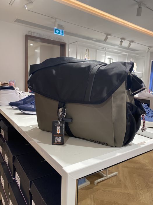 Geaca barbati Tommy Hilfiger