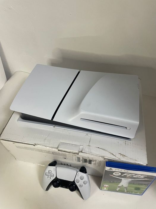 PlayStation 5 (PS5) Disk Edition