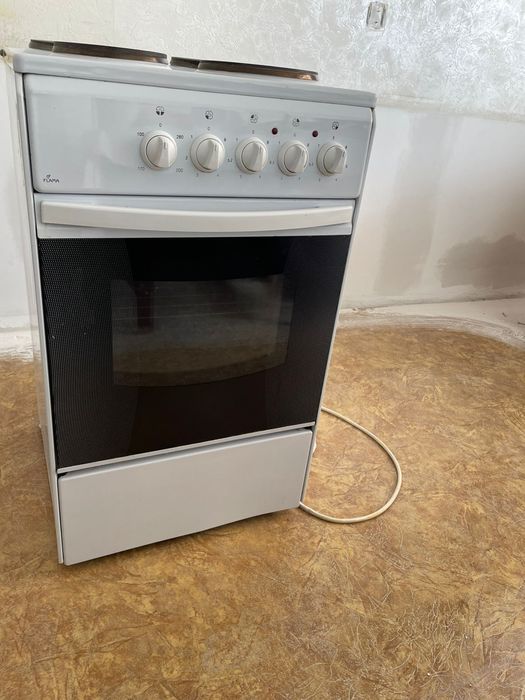 Электрическая Плита б/у