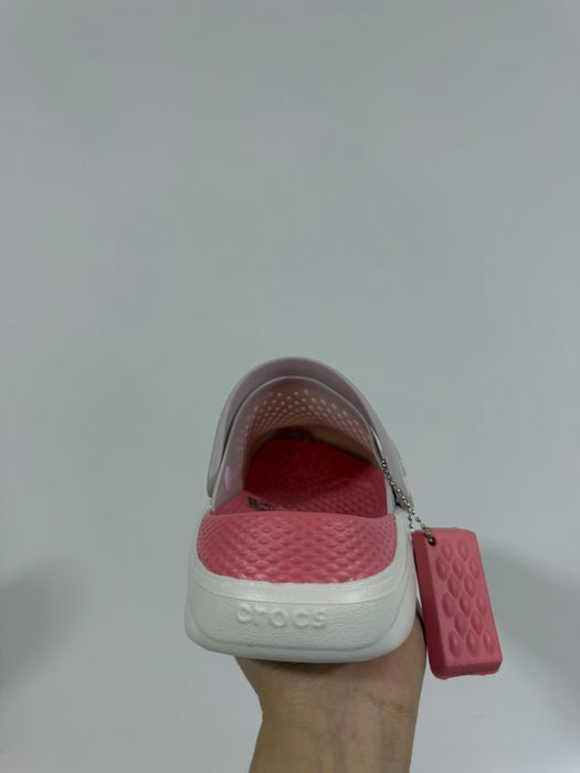 Кроксы, Женские