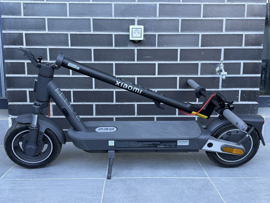 Trotineta electrica Xiaomi Scooter 5 Pro NOUA