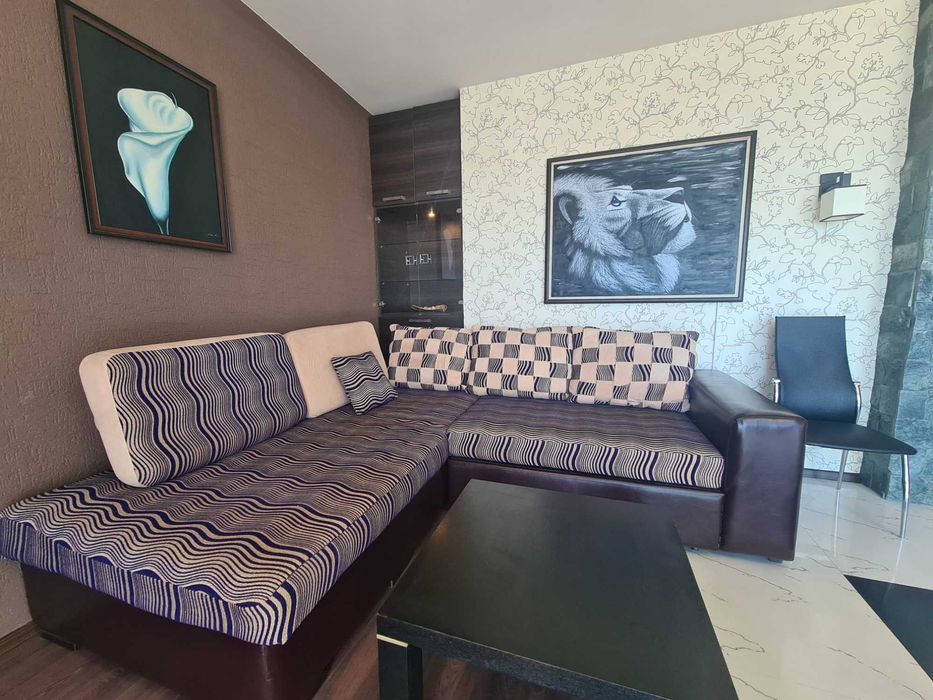 Продава се Тристаен апартамент в Варна, Автогара - 85 кв.м за 7 €/кв.м - Снимка #7